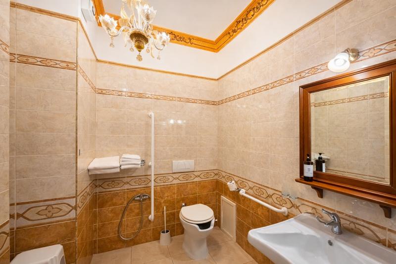 bagno-camera-accessibile