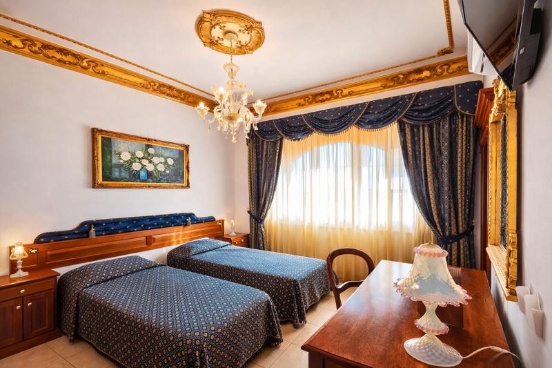 camera-doppia-letti-separati