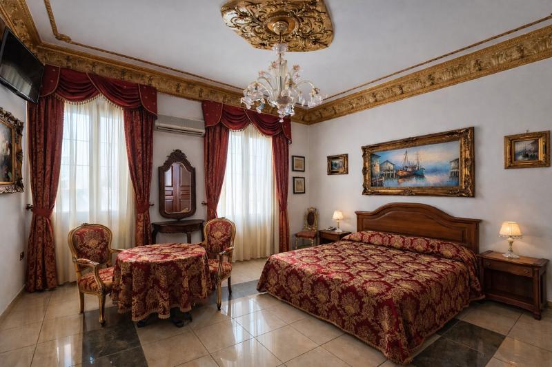 camera-matrimoniale-deluxe-rossa