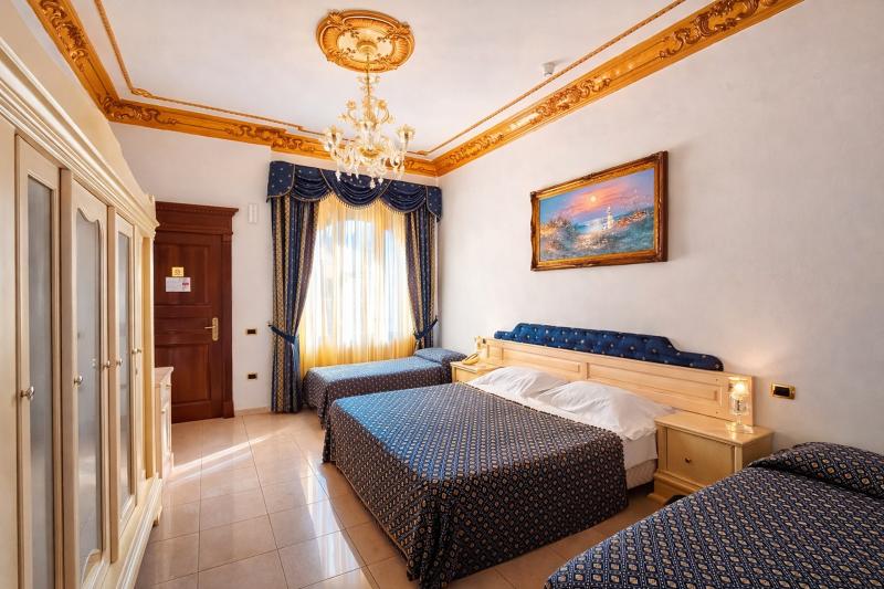 quadrupla-matrimoniale-letti-singoli