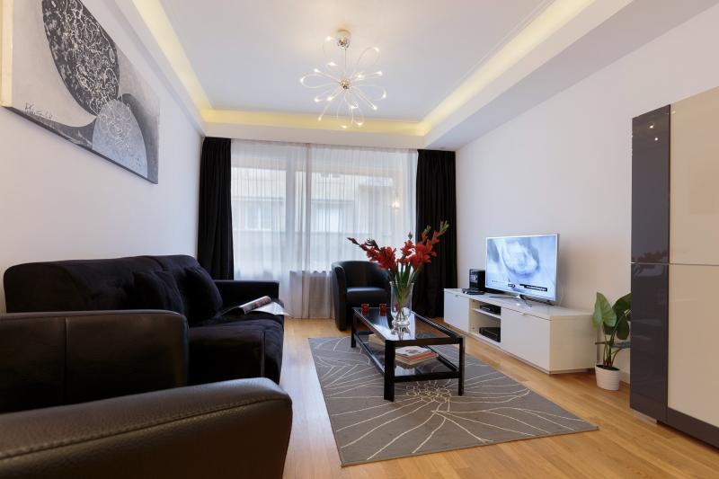 villa-carlotta-41-livingroom