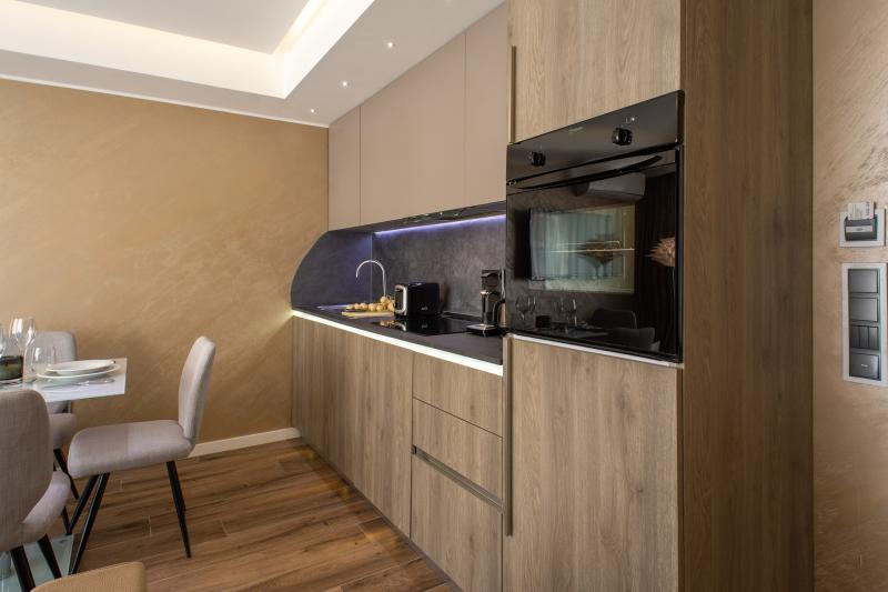 villa-carlotta-52-kitchen