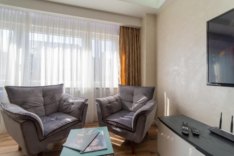 villa-carlotta-54-living