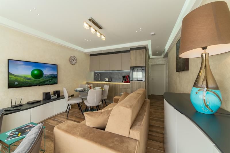 villa-carlotta-54-livingroom
