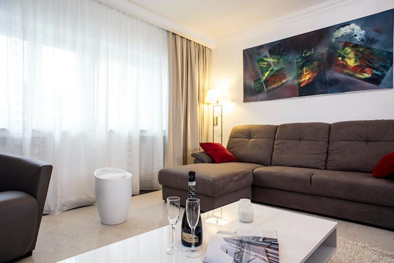 villa-cortina-a42-livingroom
