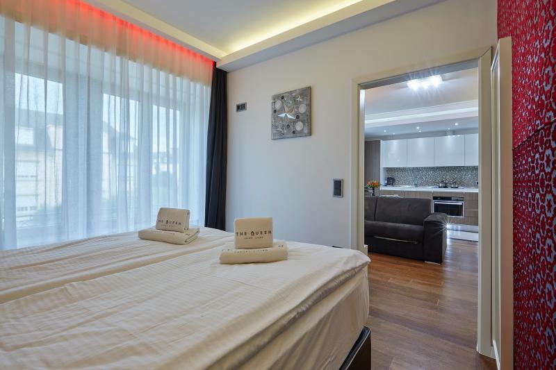villa-medici-11-bedroom