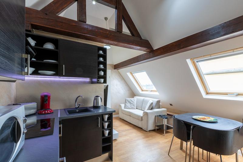 villa-medici-32-livingroom