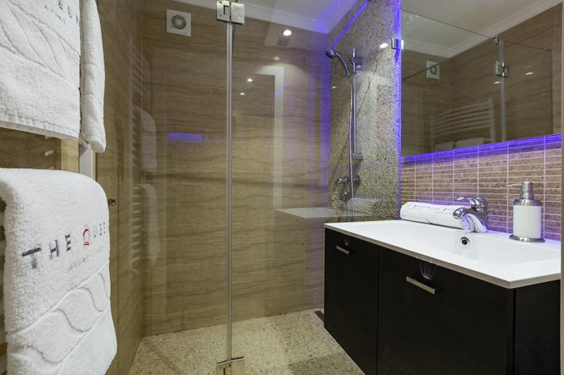 villa-vinicia-12-bathroom