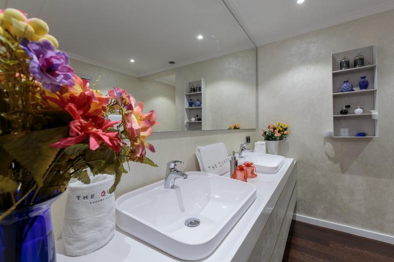 villa-vinicia-penthouse-bathroom
